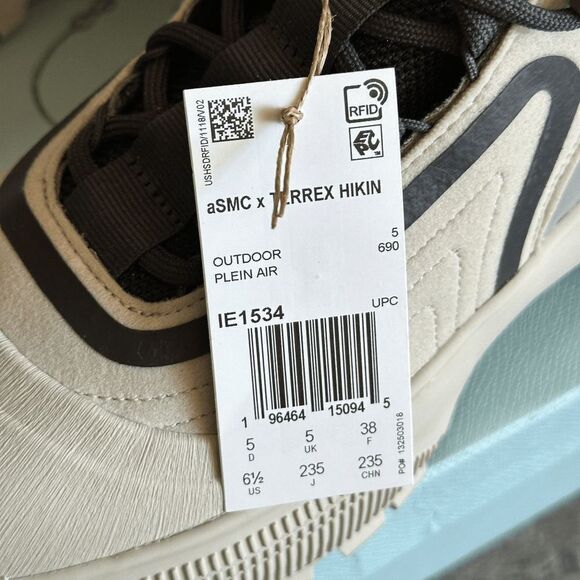 Brand New adidas by Stella McCartney ASMC x TERREX Hiking Boots in Sand - Picture 8 of 10